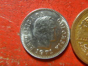 外国・コロンビア／１０センタボ・ニッケル張りスチール貨（1971年）　240511