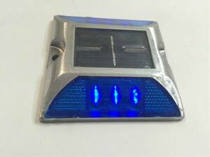ソーラー LED ライト 道路 鋲 夜 自動点滅 強力両面テープ 付 青
