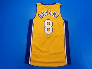 11413■美品 NIKE ナイキ製 LAKERS COBE BRYANT コービー ブライアント ユニフォーム ジャージ 黄 イエロー サイズ M