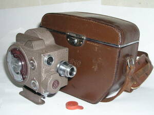 6252● エルモ CINE ELMO 8-A、レンズは Dマウントの Cine-NIKKOR 13mm/1.9 C　1955年発売 動作しています ●