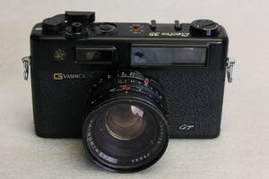 送料520円。ヤシカ YASHICA Electro 35 ブラック 45mmF1.7 レンジファインダー　フィルムカメラ　管理B26