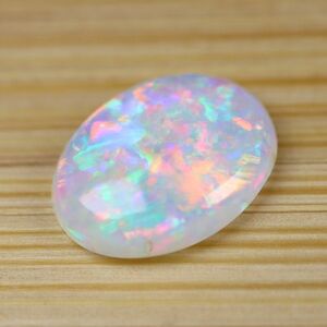 オーストラリア産 天然ホワイトオパール0.68ct white opal