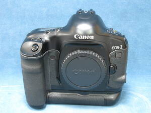 キャノン　EOS1　V・フイルムカメラ