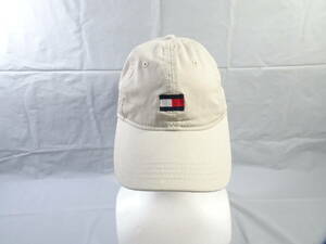 ★未使用 トミーヒルフィガー 帽子 白色 キャップ 野球帽 ホワイト TOMMY HILFIGER ロゴ