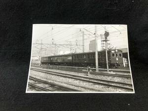 【昔の鉄道写真】L704-16■大崎駅■回9098M■クハ79450+モハ72944■昭52.11.30■国鉄