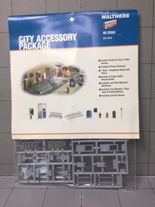 1/87 Walthers City Accessory Package