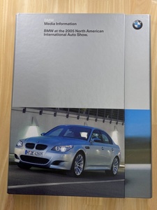 BMW 北米国際自動車ショー 2005 メディアインフォメーション／プレスキット 5シリーズ (E60) 新世代エンジン ／ M5 (E60)