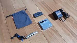 ☆美品☆　SONY ウォークマン MZ-R910 ポータブルMDプレーヤー MDウォークマン WALKMAN