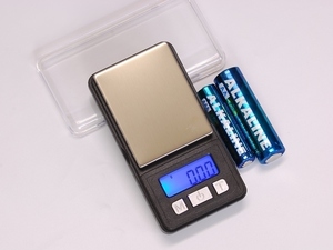 超小型高性能 デジタルはかり0.01g～200g 業務用精密 手のひらサイズ 単四電池×2 デジタルスケール 電子 計量 量り 計り 測り 計量器