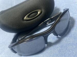 【美品】OAKLEY FLAK JACKET1.0 XLJ 中古美品 03-915 BLACK ランニング、ゴルフ ケース付き