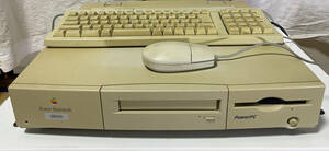 Power Macintosh 6100/66 OS7.6.1　メモリ（16MBｘ2内蔵8ＭＢ）40MB APPLEⅡキーボード、マウス付　ジャンク扱い