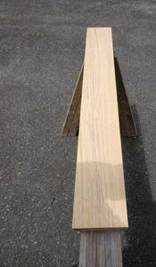  栗材 クリ 角材 半柱 曽木柱 900×118×29 ブロック 乾燥材 半柱 無垢 天然木 プレーナー 造作 棚板 椅子 自然素材 稀少 硬く頑丈強い 