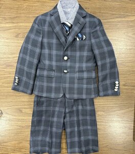 双子ちゃんに　入学　フォーマルスーツ2セット　