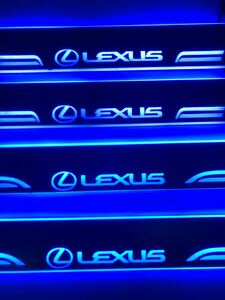 レクサス LEXUS GS 7色流れるLEDスカッフプレート【252】