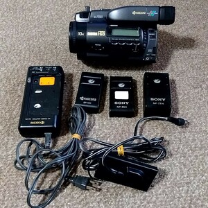 KYOCERA 京セラ SAMURAI Hi8 8ミリ ビデオ カメラ KX-H3CV バッテリー 　充電器　ACアダプタ付