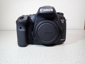 Canon キヤノン EOS 7D Mark II　ボディー