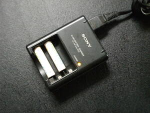 Echg-2 sony BC-CS2B Ni-MHチャージャー　充電器