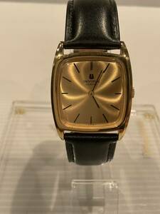 UNIVERSAL GENEVE ユニバーサル ジュネーブ 腕時計 メンズ 手巻き ゴールド文字盤 スクエア アンティーク 可動品