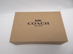 入手困難　コーチ　COACH　ロゴ入り　ギフトBOX　M