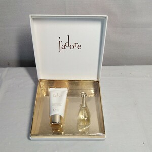 Dior　J’adore　ディオール　 ジャドール　オードパルファム　5ml　ボディミルク