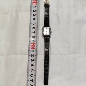 レディース　アナログ　腕時計　レザーベルトブラック系　Q&Q Superior 