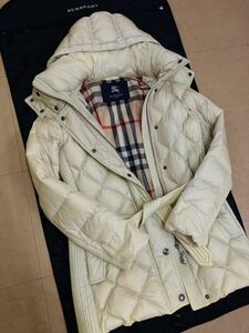 【秋冬】BURBERRYLONDON バーバリーロンドン レディース40 ミディアム丈 ダウンコート ダウンジャケット オフホワイト ノバチェック