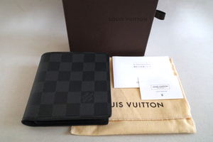 LOUIS VUITTON ルイヴィトン ダミエグラフィット ポルトフォイユマルコ 二つ折り財布 N62664 /本物