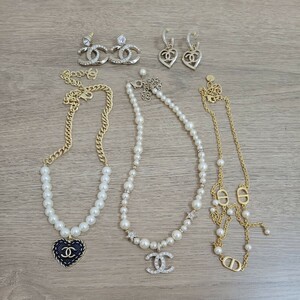 シャネル　CHANEL　Dior　ディオール　ネックレス　ピアス　まとめ　セット パール 真珠　フェイク