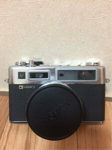 YASHICA エレクトロ35 45mmF1.7レンズ搭載