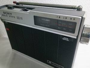 SONY・ICF-110・SOLID　STATE　RADIO・革ケース・電池部液だれ腐食・電源入りません。レトロ・ジャンク扱い