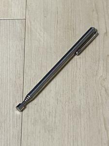 ♪未使用 ピックアップツール ペンシルタイプ 磁石付き 伸縮式 マグネットペン 長さ調節可能14cmから55cm クリップ付 ネジ拾い ペン型