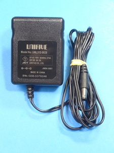 送料無料 即決 ACアダプタ UNIFIVE UML312-0620 DC6V 2A センターマイナス 5.5*2.1ＭＭ 管M 