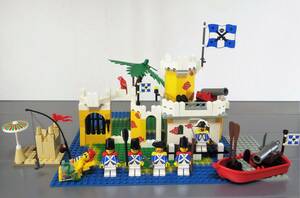レゴ LEGO アイデアブック260の砦 提督 総督 南海の勇者 インペリアルソルジャー ミニフィグ エルドラド要塞の大旗付き 6259 　部品取り用