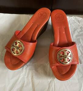 美品！トリーバーチ　tory burch ウェッジサンダル　6.5 ハイヒール　23.5cm パンプス　フラット　ミュール　ロゴ　本物保証　定番 厚底