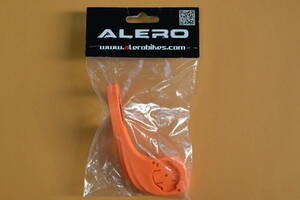 即決 新品 送料120円～ ALERO CM-142 ガーミン GARMIN 軽量 23g アウトフロント サイコン マウント ABS樹脂製 オレンジ