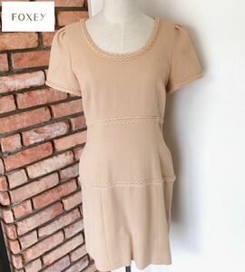 美品　FOXEY　フォクシー　ワンピース　ベージュ系　38