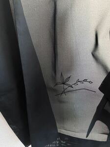 送料無料即決◆ シンプルな花文様◆化繊　レディース透け羽織り　紗　和装　和服　ジャケット　春夏　和モード　和mode ブラック　黒　BK