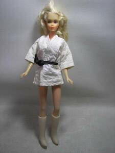 ●バービー人形　黒帯柔道着　身長約２９cm　MATTEL　日本製 　1966　#昭和レトロ＃当時物