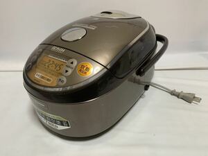 ZOJIRUSHI 象印 NP-NB10 炊飯器 圧力IH 炊飯ジャー プラチナ 真空釜 5合炊き 極め炊き 動作確認済 中古現状 145m3000