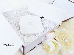 ⚜ シャネル CHANEL ファンデーションケース【 ル ブラン コンパクトラディアンス 】超美品