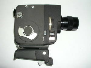 5939●● Sankyo 8-Z、ゼンマイモーター W8 8mmフィルムシネカメラ、動作しています ●