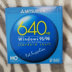 未開封　三菱　MO　640MB　Windows95／98　１枚　MITSUBISHI　