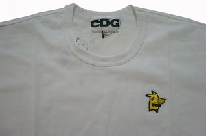 新品 CDG x Pokemon シーディージー ポケモン T-SHIRT WITH EMBLEM XXL 白 /エンブレム Tシャツ コム デ ギャルソン