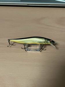 メガバス ビジョンワンテン110jr megabass vision oneten ジュニア 1/8oz ジャークベイト フローティングミノー バス シーバス 伊東由樹 