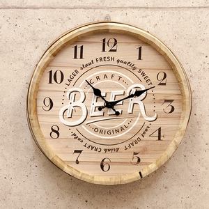 掛け時計 壁掛時計 ウォールクロック アナログ 円形 丸型 おしゃれ ビール BEER 樽 モチーフ デザイン 木製 秒針なし カジュアル 壁掛け