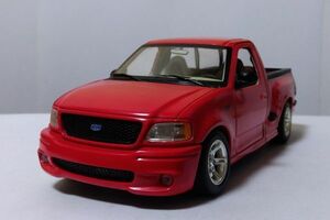 ★フォード　SVT　F150　　　　1/21ブラーゴ★