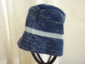 X ナルモヤ X キッズ帽子　青色模様付　アウトドアキャップ ニット帽　サイズ５５cm〜５７cm　キャップ　帽子　ウール使用