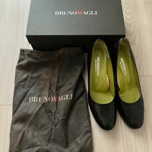 ブルーノマリ　BRUNOMAGLI ヒール 黒 靴 パンプス シューズ ブラック サイズ　36.5 