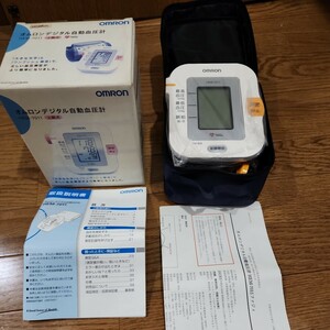 オムロンデジタル自動血圧計HEM-7011　2004年版