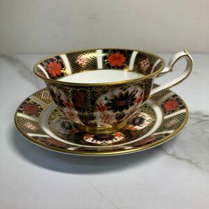 A2403-3139 ROYAL CROWN DERBY カップ &ソーサー 1128 LⅠ 金彩 汚れあり 中古 60サイズ梱包予定